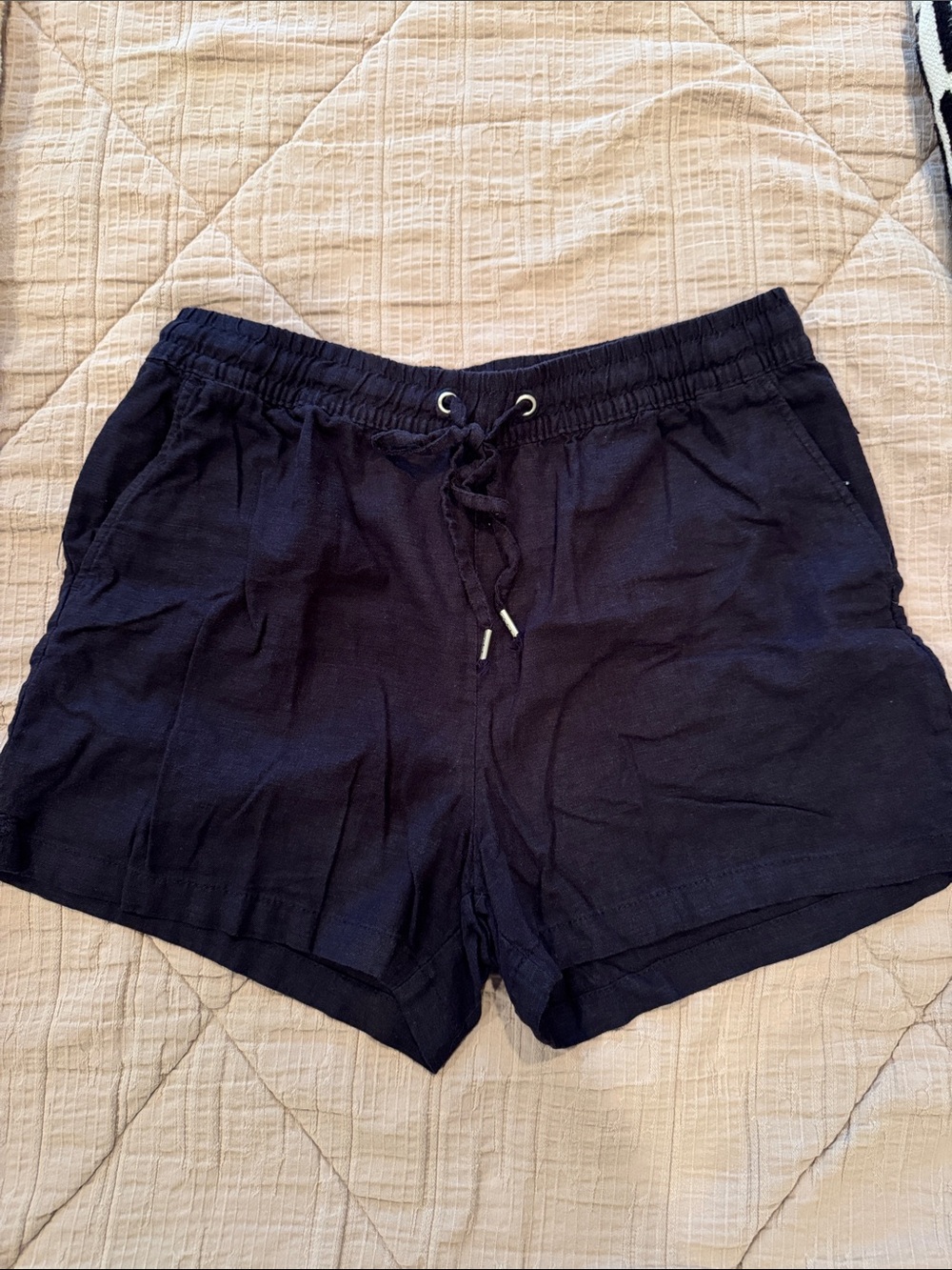 H&M Navy Drawstring Linen-Blend Shorts with pockets